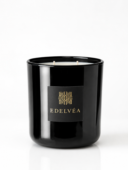 BLACK VANILLA & OUD SCENTED CANDLE